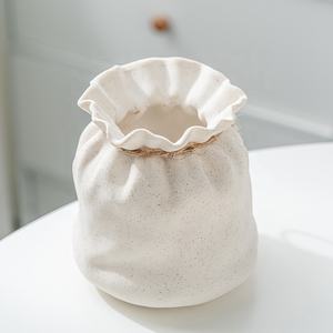 Jarrón de Cerámica Nórdico Moderno en Forma de Saco, Ecológico, Hecho a Mano, Decoración para Mesa de Salón, Hogar, con Cuerda para Flores Artificiales - Product Image 3