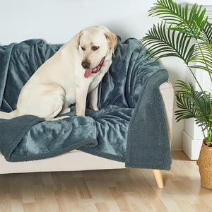 BLX, venta al por mayor, nuevo diseño, manta <span class=keywords><strong>para</strong></span> mascotas, 50*70CM, impermeable, supersuave, personaje de felpa, patrón sólido, festivo, alegre <span class=keywords><strong>para</strong></span> <span class=keywords><strong>gatos</strong></span> y perros - Product Image 3