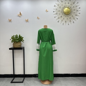 Robe longue ample imprimée pour femme, style musulman élégant et respirant, ornée de strass, collection été 2026 – Vente en gros - Product Image 2