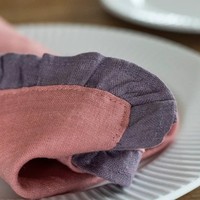 Décoration d'intérieur en gros : Napperons à volants durables et anti-brûlure, serviettes 100 % lin imprimées avec LOGO brodé