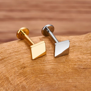 ASTM F136 titanio 16G pendientes internamente hilo Luna estrella Cruz Labret labio Stud <span class=keywords><strong>oreja</strong></span> cartílago hélice Tragus Piercing joyería - Product Image 5