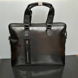 Bolso de Mano de Cuero de Alta Calidad con Diseño Personalizado, Dos Correas y Cierre de Cremallera - Product Image 3
