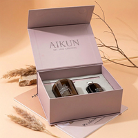 Aikun - Juego de Regalo de Lujo de 2 Piezas para el Hogar, Caja de Fragancia con Vela Aromática en Vaso de Ámbar y Difusor de Varillas, Ideal para Spa, Hotel, Bodas, Venta al por Mayor