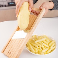 Mandoline Hachoir à Légumes, Coupe-Oignons et Pommes de Terre, Coupe-Frites 8mm, Invention Brevetée, Protection des Doigts, Trancheuse en Bois Massif