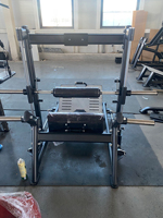 Machine à fessiers SK Hip Thrust, machine à fessiers à charge libre, équipement de musculation pour fessiers, équipement de gym pour usage commercial, fitness professionnel