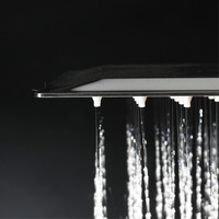 Pommeau de douche carré en acier inoxydable chromé avec support de plafond à jet de pluie