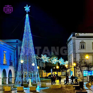 Árbol de Navidad Iluminado Gigante con Forma de Escenas Festivas Memorables para Parques, Resorts y Locales Comerciales - Product Image 5