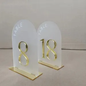 Decoraciones de lujo de alta calidad Titulares de tarjetas de señal transparente Número de mesa de boda de acrílico