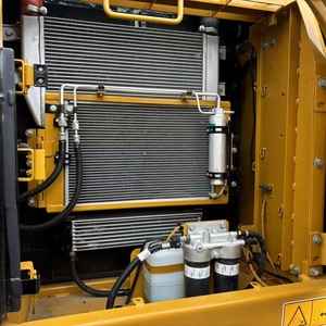Excavadora Usada Caterpillar CAT323D2L 95% Nueva, 23T, Mediana, de Japón, Maquinaria de Construcción Usada - Product Image 5