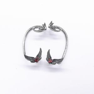 Pendientes de Oreja para Hombre y Mujer, Acero Inoxidable Hipoalergénico, Diseño de Ala de Dragón, Corazón con Gema Roja, Estilo Gótico Vintage, Joyería Oscura - Product Image 2