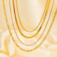 Lot de 4 Colliers Ras-du-Cou Tendance en Acier Inoxydable Plaqué Or 18K PVD, Chaîne Serpent, Imperméables et Inaltérables, Bijoux Superposés à Maillons