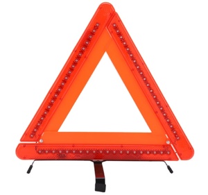 Panneau de signalisation d'urgence LED pour voitures, kit triple de signalisation routière réfléchissant, panneau triangulaire d'arrêt - Product Image 1