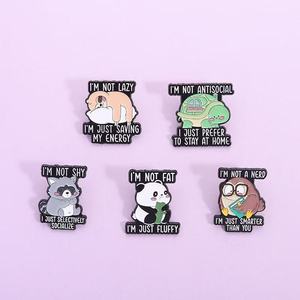 Antique mignon animal amour anxiété sociale épingles en émail «Je ne suis pas timide juste sélectivement social; Je ne suis pas gros juste moelleux» - Product Image 2