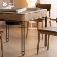 Table de mahjong haut de gamme en bois massif, table à manger de style luxe léger avec jetons anti-contrefaçon