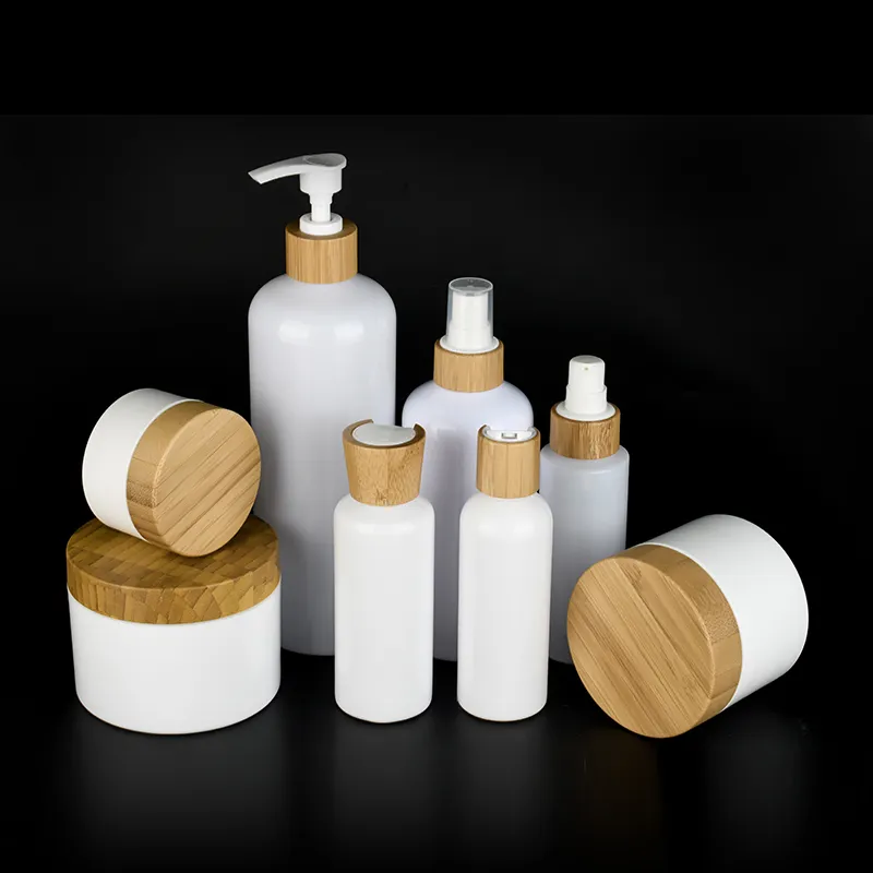 individuelles logo makeup behälter 30 g 50 g 100 g 200 g 250 g weißes pp-kunststoff lotion cremedose mit bambusdeckel