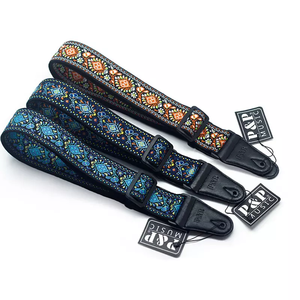 Nieuwe aanwinst: Nationale akoestische elektrische gitaarband met borduurwerk, te koop - Product Image 2