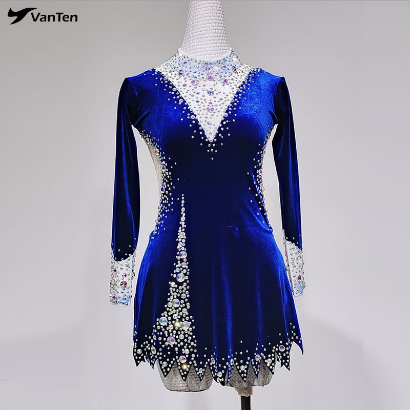 Patron 2790 - Robe de patinage artistique cache-coe