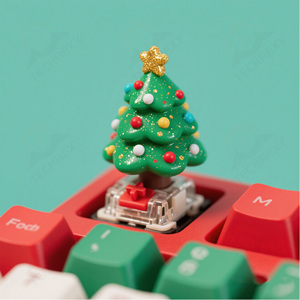 Bonitas teclas 3D en forma de árbol de Navidad, teclas de ambiente festivo personalizables, hechas de PBT y materiales de resina - Product Image 1