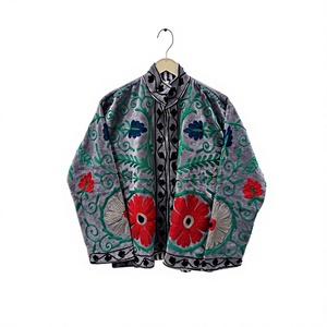 Blazer Bordado para Mujer, Cuello Mandarín, Manga Larga, Diseño Floral, Bordado a Mano, Temporada de Primavera, Largo Regular - Product Image 1