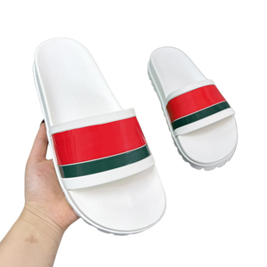 Vente en gros de pantoufles à talon plateforme de luxe avec logo personnalisé, imprimées, sandales d'été de créateur pour femmes, pantoufles de luxe pour hommes - Product Image 1