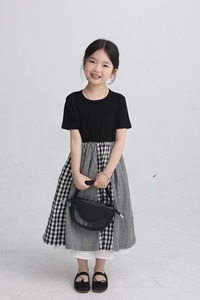 2025 mùa xuân và mùa hè quần áo trẻ em mới cô gái Nhật Bản kẻ sọc Chắp Vá Váy trẻ em váy CHA mẹ-con - Product Image 4