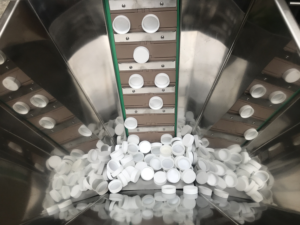 CX-ZG Electric Motor Automatic High-Accuracy Vacuum Capping Machine for Food <b>Sauce</b> Beverage Tinplate Cans - Product Image 3