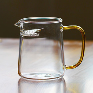 Thickened Glass Fairness <b>Cup</b> Crescent Shape <b>Tea</b> Dispenser High Borosilicate Kung Fu <b>Tea</b> <b>Set</b> Minimalist Design - Product Image 3