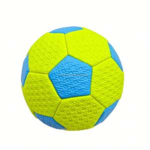 Ballon de football professionnel en PVC taille 5 - Cousu à la machine avec motif texturé pour l'entraînement et les matchs - Product Image 3