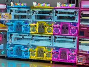 ZDYS Vente directe usine Toy Story House Console <span class=keywords><strong>de</strong></span> jeu grue à monnayeur pour quatre joueurs, pour mini-poupées, en acrylique et métal US - Product Image 4
