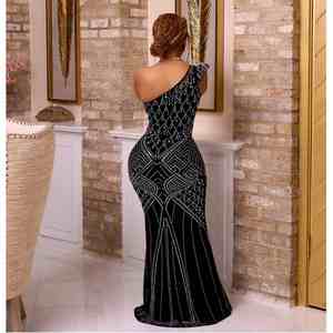 Vestido Largo de Lujo de Marca Famosa con Bordado de Diseñador para Fiesta/Club, con Cuello Asimétrico y Diamantes Termoadhesivos, para Mujer - Product Image 4