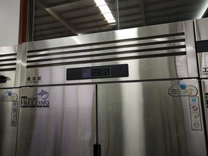 ตู้แช่แสดงสินค้าแบบประตูเดียวท่อทองแดงทั้งหมดสำหรับร้านเบเกอรี่ - Product Image 4