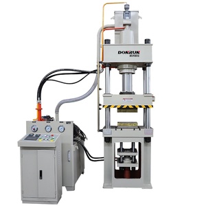 <span class=keywords><strong>Presse</strong></span> <span class=keywords><strong>hydraulique</strong></span> <span class=keywords><strong>verticale</strong></span> à quatre colonnes de 100 tonnes, pressoir, dessin en profondeur - Product Image 3
