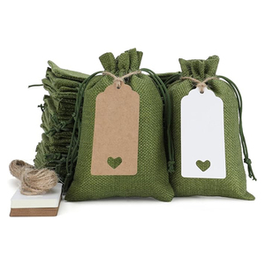 Sacs cadeaux en toile de jute au design personnalisé avec cordon de serrage étiquettes cadeaux en prime bougies sachets de savon alimentaire pour mariage - Product Image 1
