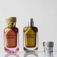 Nouveau design 30ml 50ml emballage de parfum Golden Cap vide carré parfum verre bouteille de parfum avec boîte