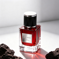 Flacon de parfum carré en verre vide de luxe personnalisé 30ml 70ml 100ml avec pompe pulvérisatrice, rechargeable, avec boîte à collier en plastique PP et impression sérigraphiée