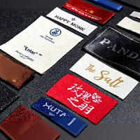 Etiquetas Tejidas Personalizadas para Prendas, Etiquetas de Tela Lavables con Adhesivo Termofusible para Ropa y Textiles para el Hogar, Hechas en China
