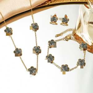 Women's Clover Stainless Steel Electroplated Jewelry Set Simple Fashion Five-<b>leaf</b> Flower Bracelet Necklace Earrings Set Hand - Product Image 2