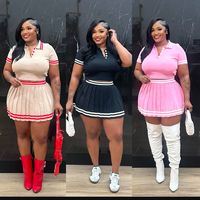 Ensemble de vêtements d'été personnalisés haut court tricoté et mini jupe à manches courtes bouton haut Sexy serré plissé décontracté robe à motif solide