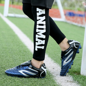 All'ingrosso nuove <span class=keywords><strong>scarpe</strong></span> da <span class=keywords><strong>calcio</strong></span> in <span class=keywords><strong>pelle</strong></span> da esterno moda <span class=keywords><strong>scarpe</strong></span> da <span class=keywords><strong>calcio</strong></span> lunghe unghie <span class=keywords><strong>scarpe</strong></span> da <span class=keywords><strong>calcio</strong></span> per bambini e adulti - Product Image 6