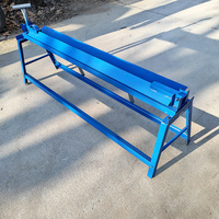 Machine à plier les tôles manuelle, outil léger pour la pliage de la tôle, idéal pour la fabrication de conduits de ventilation et de placards en atelier