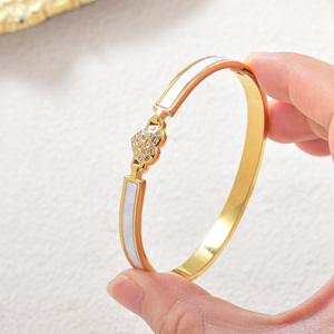 bulk wholesale delicate 18k gold shimmering heart <b>crystal</b> natural mother of pearl anti-rust polished wearable bangle <b>bracelet</b> - Product Image 1