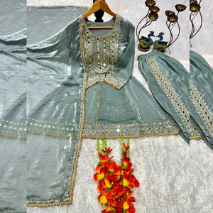 Ensemble Kurta Palazzo Dupatta en soie vert sauge pour femmes, avec travail miroir, costume traditionnel Salwar pour mariage - Product Image 1