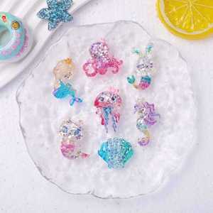 Épingle à cheveux DIY en résine faite à la main, motif princesse sirène de dessin animé aux couleurs vives, style artistique de Noël - Product Image 3