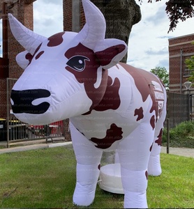 Vaca Lechera Inflable Gigante de 11 Pies con Logotipo Personalizado, Modelo de Vaca <span class=keywords><strong>Holstein</strong></span> Grande con Luz LED para Publicidad en Tiendas de Productos Lácteos/Granjas - Product Image 4