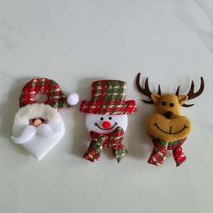 Chapeau en fourrure de Père Noël avec coton pour décoration de Noël faite à la main, accessoires tête de cerf - Product Image 3