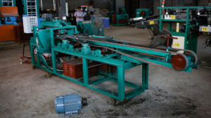 Flux tráng Que hàn điện cực máy thủy lực và dây chuyền sản xuất Xoắn - Product Image 5