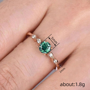 Anello Smeraldo T0758 Placcato Oro Rosa con Diamante Taglio Brillante Rotondo, Anelli con Gemme per Fidanzamento da Donna - Product Image 4