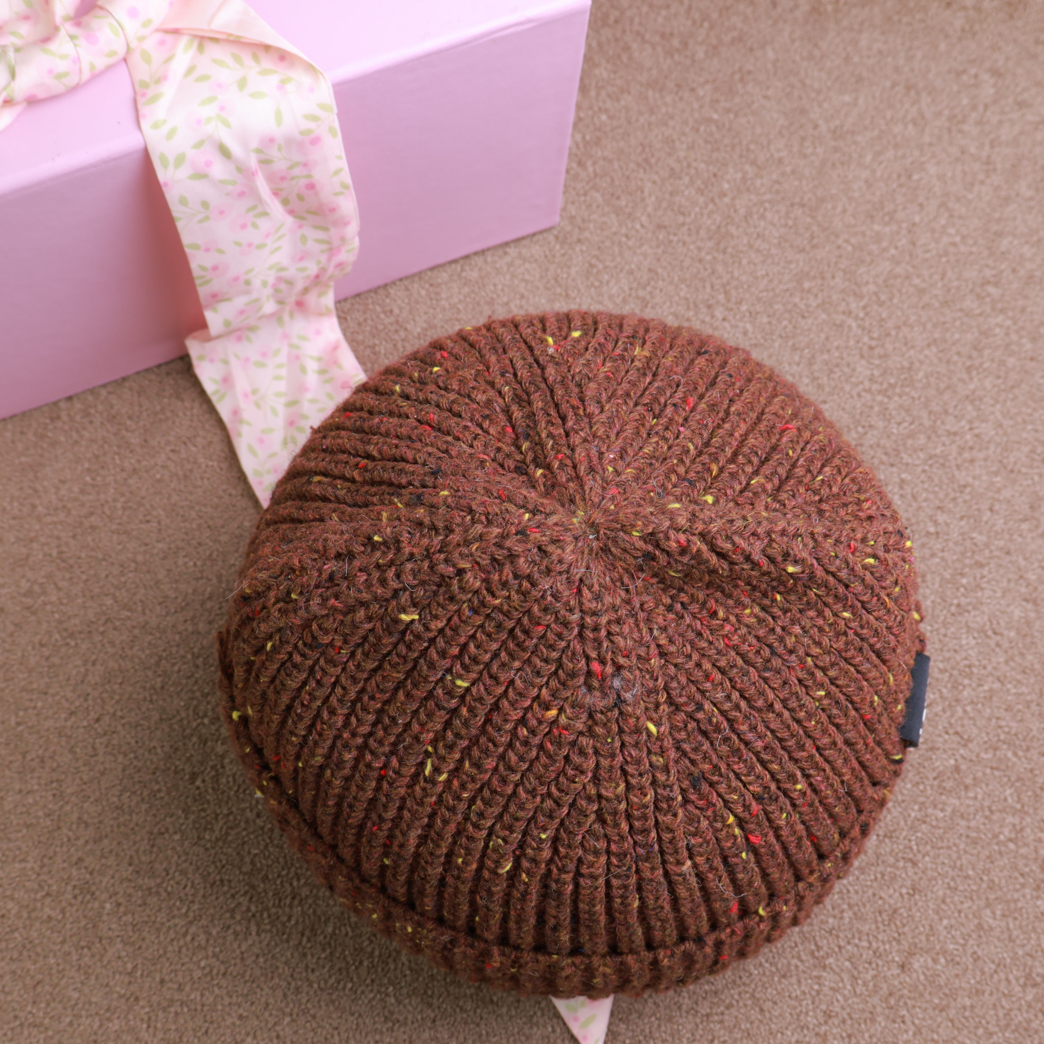 Ear protection design of knitted beanie