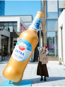 Arte Monumental Inspirado en un Iceberg - Instalación Acrílica a Gran Escala de una Botella de <span class=keywords><strong>Cola</strong></span> Transparente para Desarrollo de Propiedades - Product Image 4