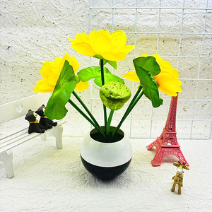 Lotus artificiel en pot Qi Xing, 28 cm, fleur en soie, ornement décoratif pour la maison et le bureau - Product Image 3
